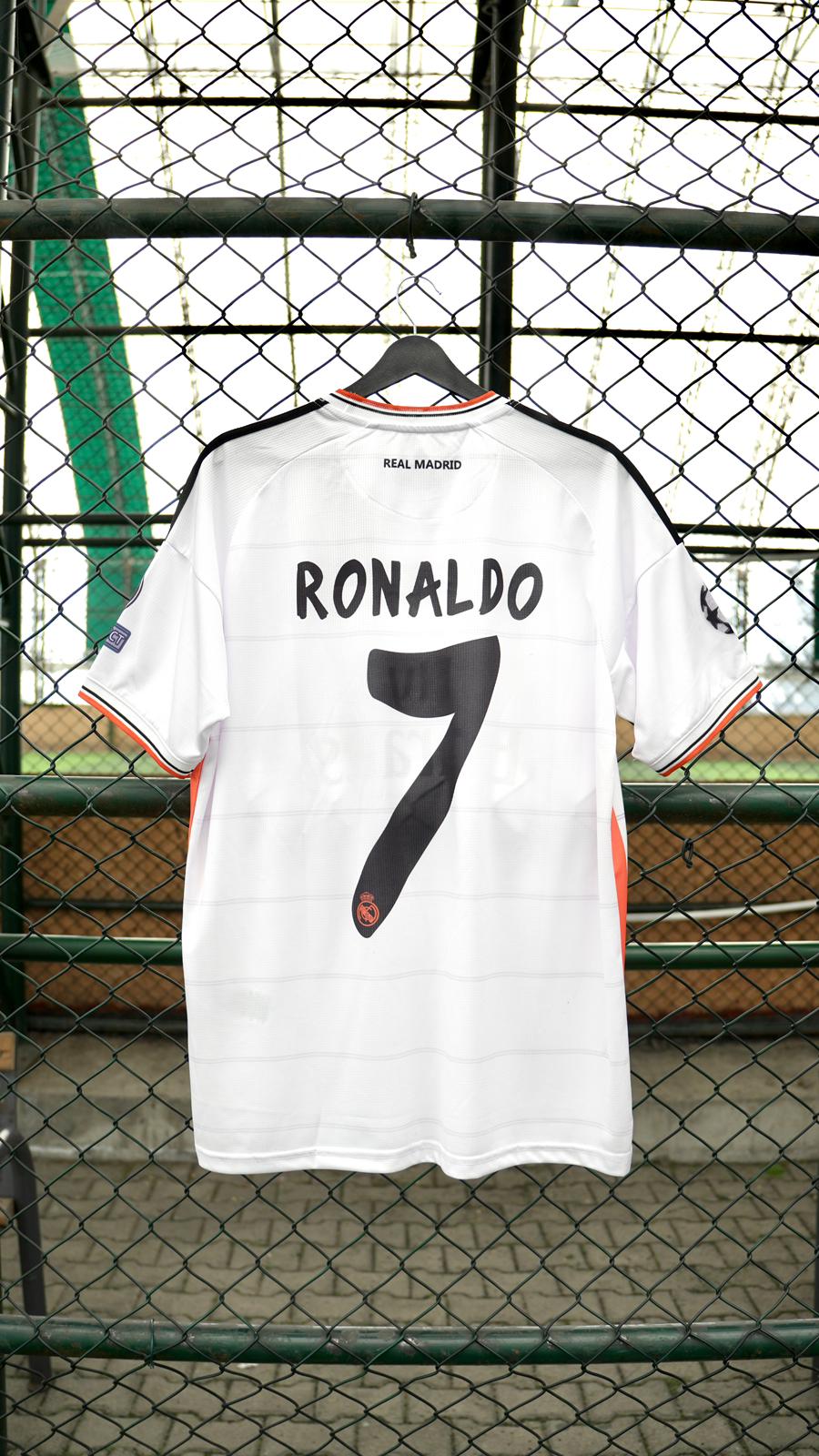 real ronaldo beyaz